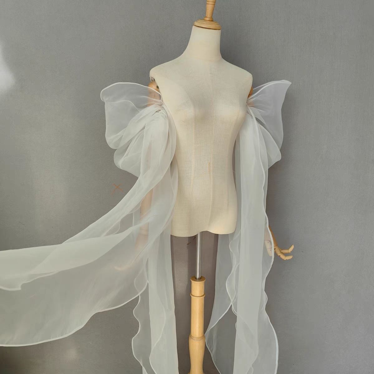 Bridal Sleeve Organza Detachab - огляд і ціна Women'S Formal Wear To A Wedding