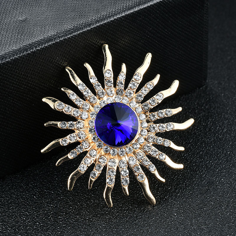 New Flower Brooch Trend Style  - огляд і ціна Women Formal Wear Trends