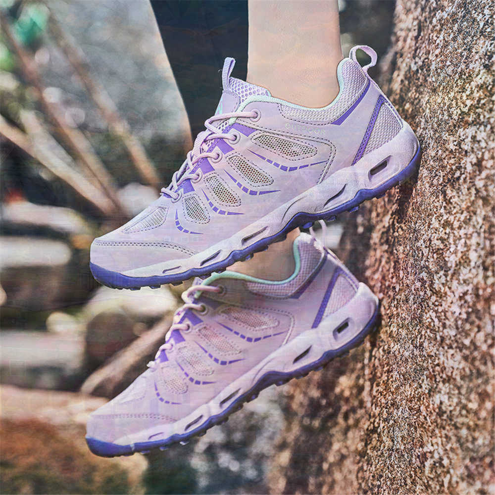 Sumer Round Tip Silver Sneaker - огляд і ціна Women Formal Wear Outfits